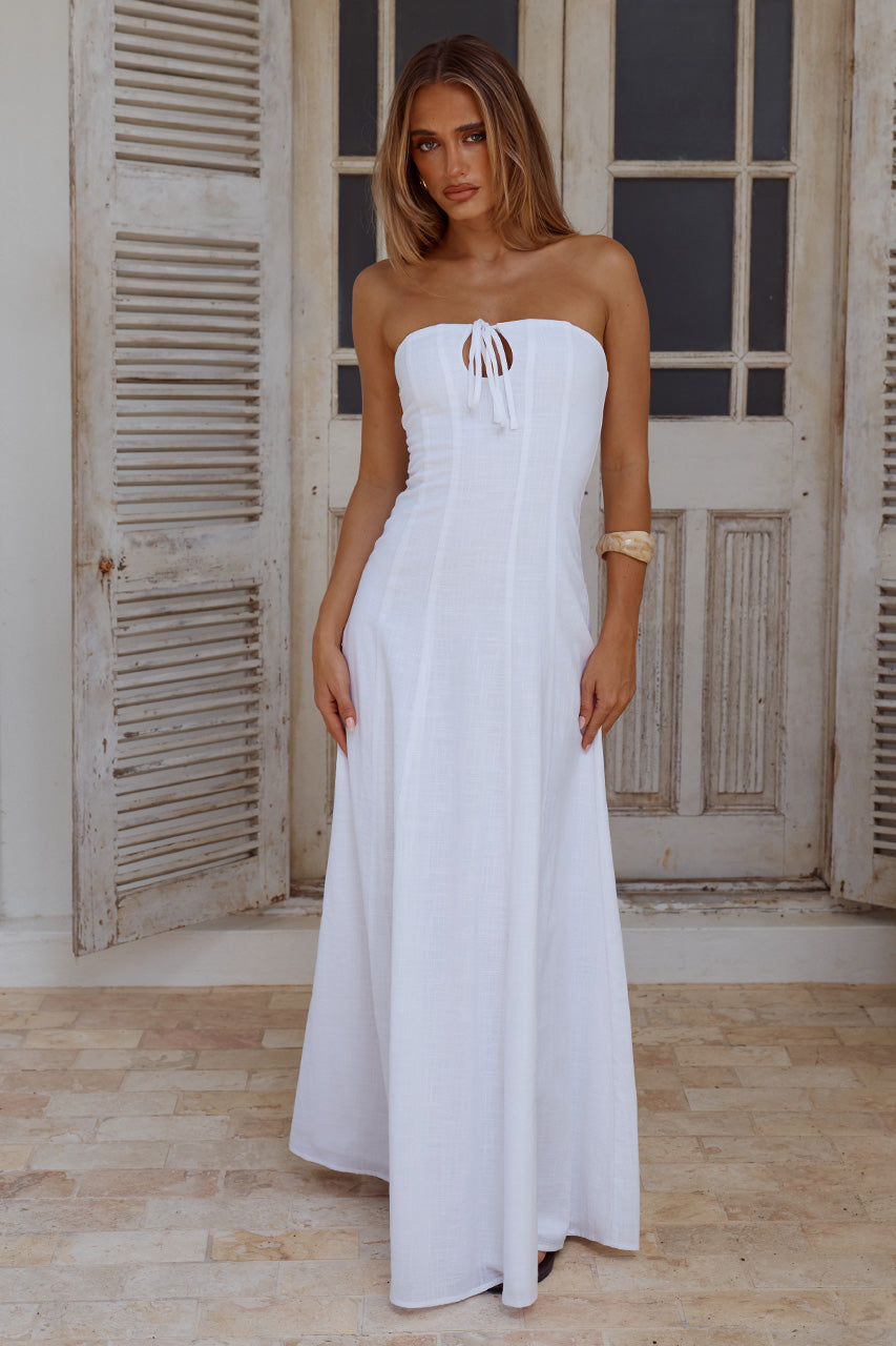 AIYA STRAPLESS KEYHOLE MAXI DRESS