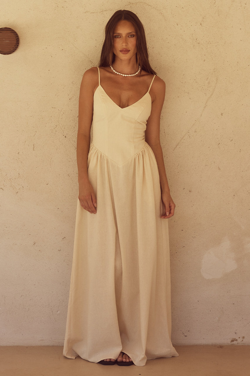 ZEPHY MAXI DRESS - SAND - 240202_RUNAWAY2643