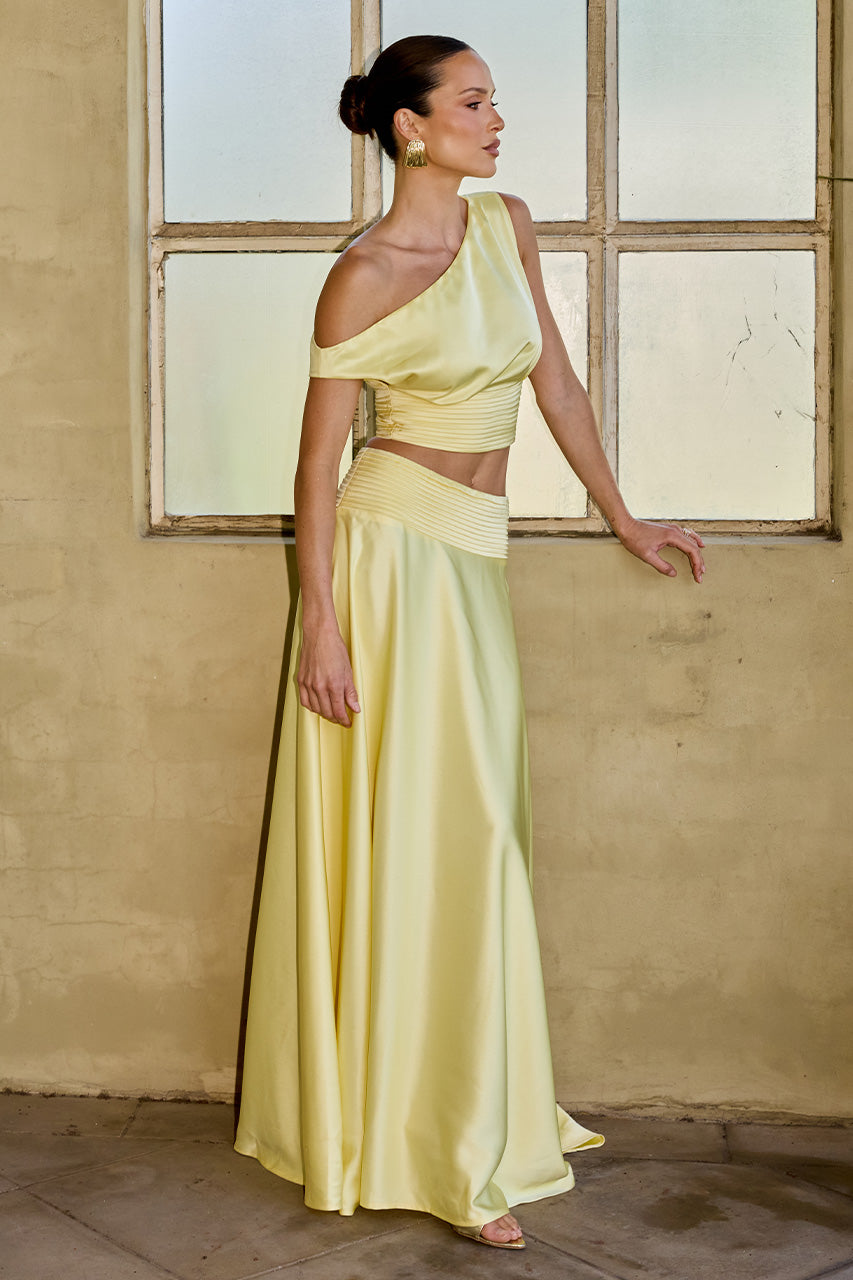 AMADINE OFF SHOULDER CROP TOP - LEMON
