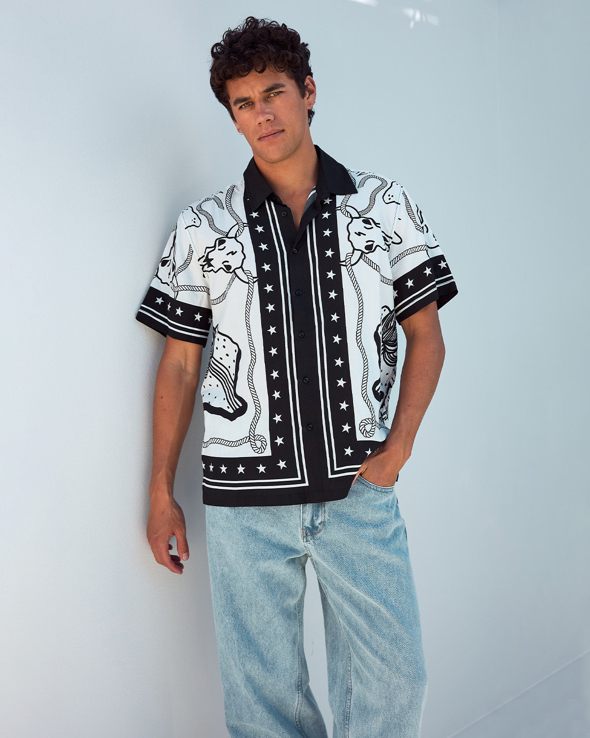 BUCK SHORT SLEEVE SHIRT - BUCK BLACK/WHITE