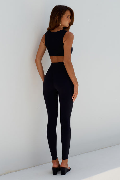 CHLOE SQUARE NECK CROP TOP - BLACK