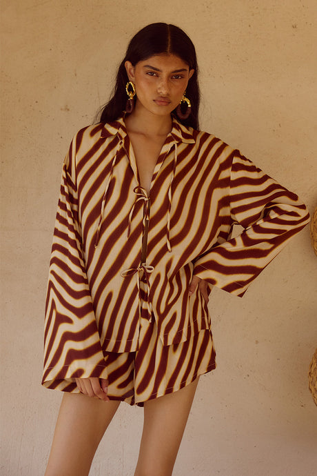MONTIE TIE FRONT SLEEVED SHIRT - MONTIE CHOC
