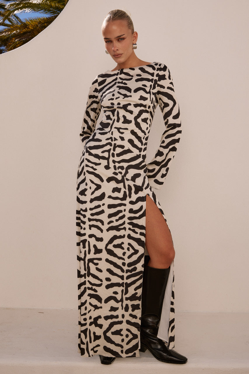 MONTIE SLEEVED MAXI DRESS - MAJA BLACK