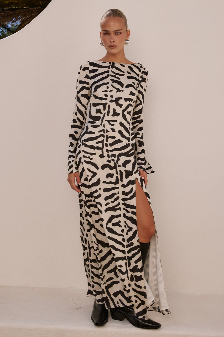 MONTIE SLEEVED MAXI DRESS - MAJA BLACK