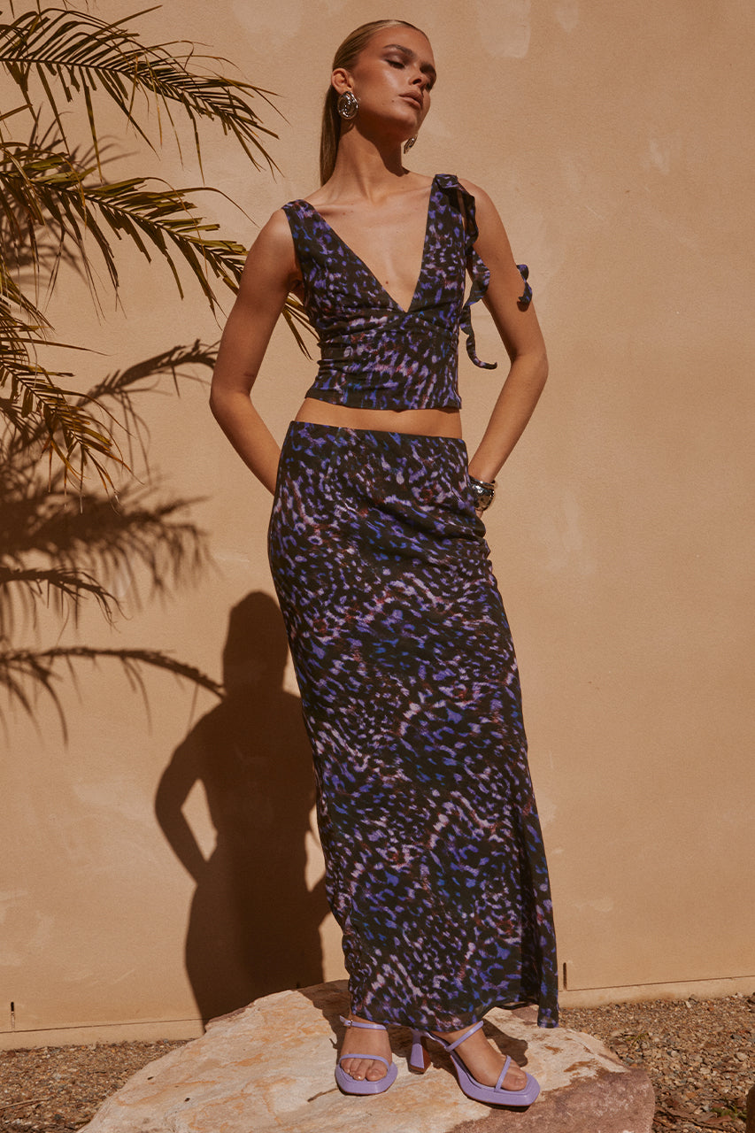 OXANA MAXI SKIRT - IRIS OXANA - WEB-RESIZED-49_6c86e40f-6455-4e0f-8363-ada526d0b8b1