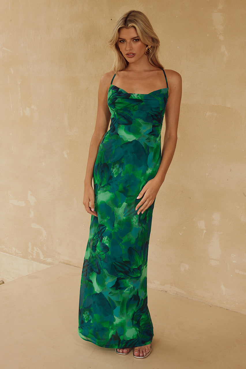 BENITO MAXI DRESS - CALISTA GREEN - WEBRESIZED_27_8280e48e-aff2-4aa7-8ee9-9b7b0e54f87b